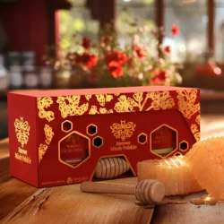 Yerbador Raw Polish Honeys Gift Set with a beech honey dipper and honeycomb