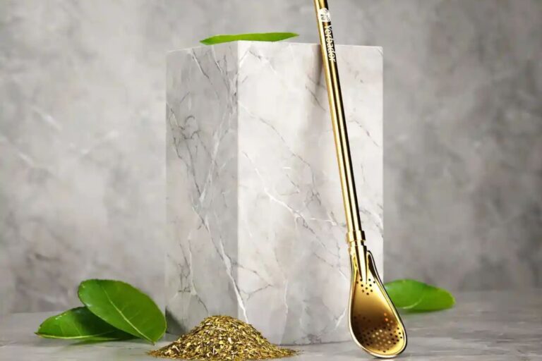 Bombilla – more than a straw, the key to comfortable drinking