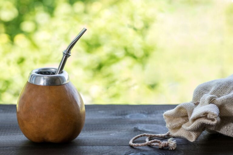 What to drink instead of coffee? Yerba Mate – a natural alternative to coffee