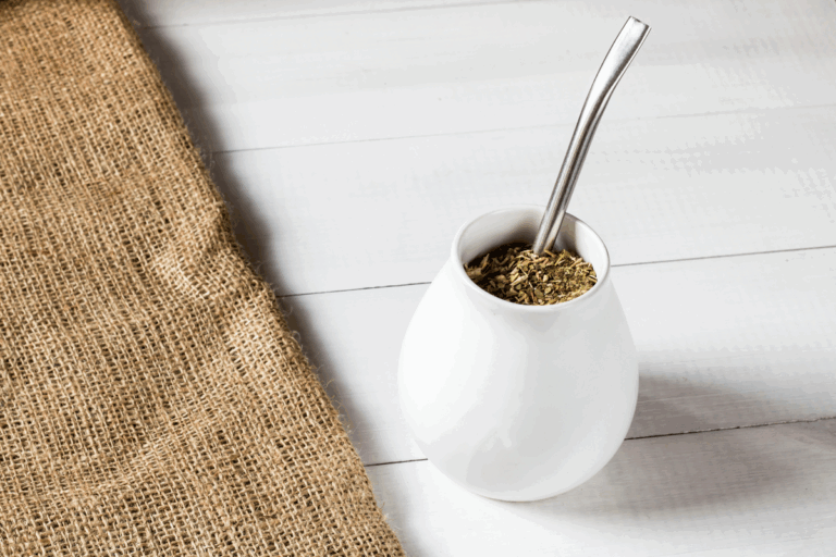 Yerba Mate and Cholesterol – What the Research Says and What It Means for You