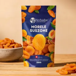Yerbador dried apricots in a 250 g package