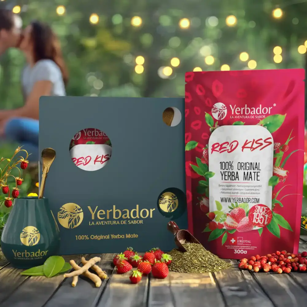3_REDKISS_v2 Yerba Mate Red Kiss gift set with matero and bombilla