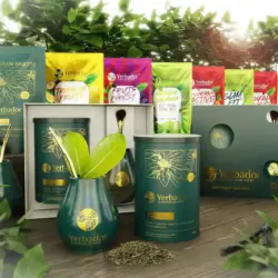 Eight packs of yerba mate mix with a free gift set