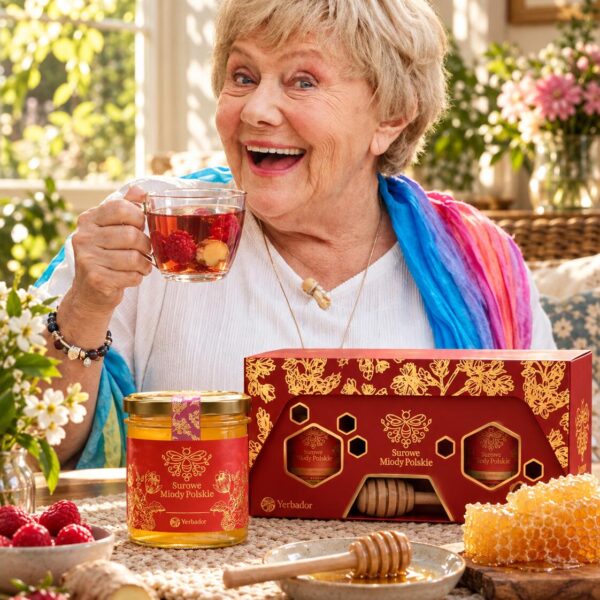 Teresa Lipowska with Yerbador honey