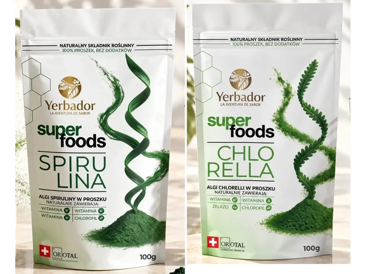 Packs of Yerbador Superfoods Spirulina and Chlorella on white background