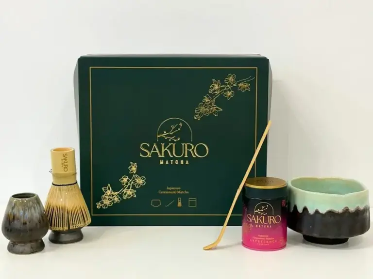 Photo of the Sakuro gift set with a bowl, chasen and tin on white background