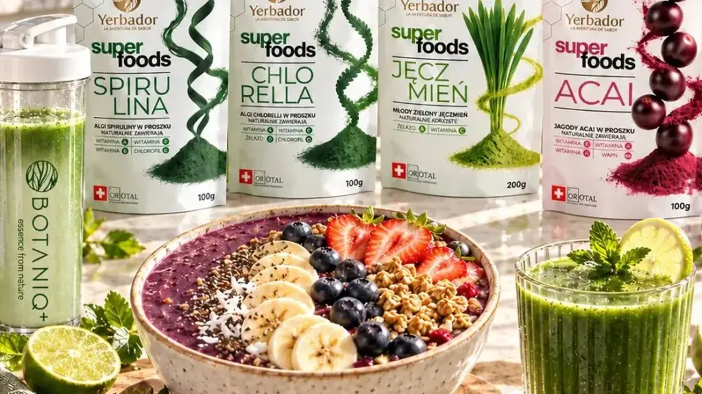 Wide shot: açaí bowl, green smoothie, shaker and four Yerbador superfoods