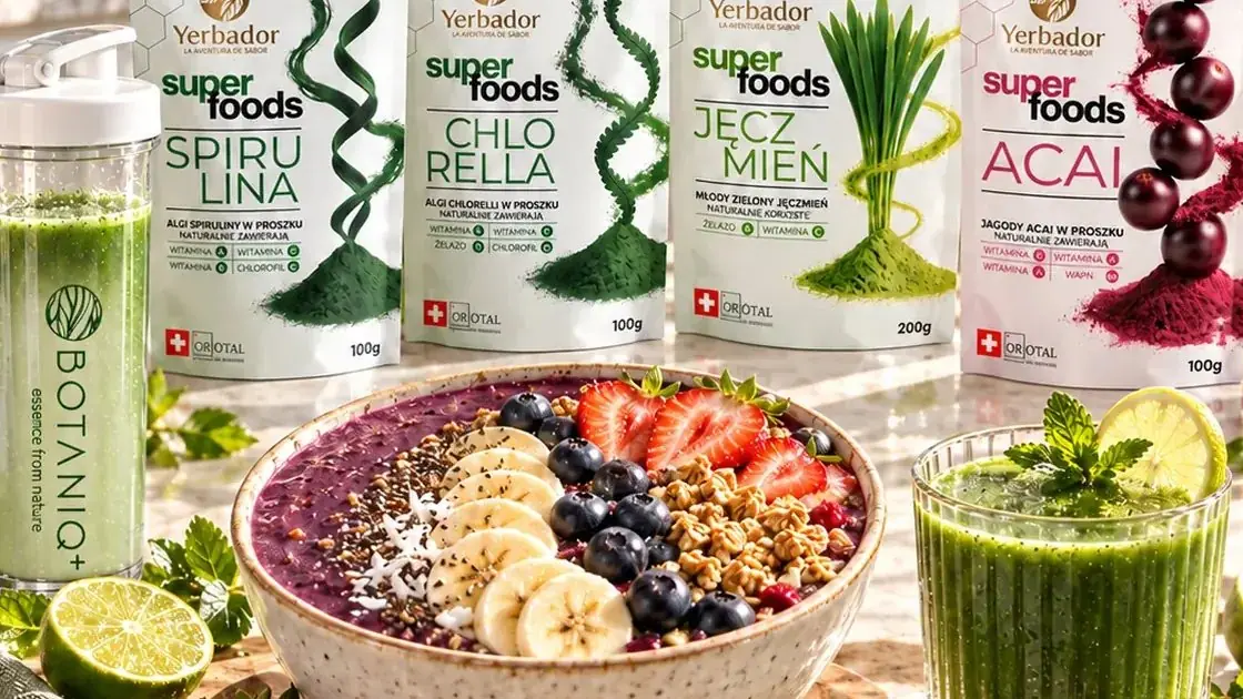 Wide shot: açaí bowl, green smoothie, shaker and four Yerbador superfoods